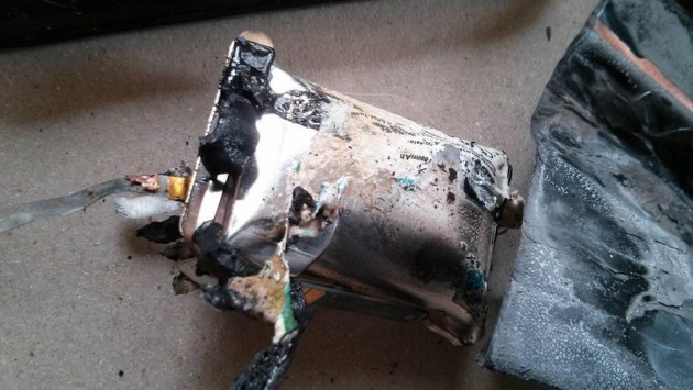 Google Nexus S prende fuoco ed esplode mentre è in ricarica