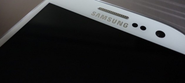 Samsung Galaxy S4 Zoom: ecco nuovi dettagli sulle specifiche tecniche